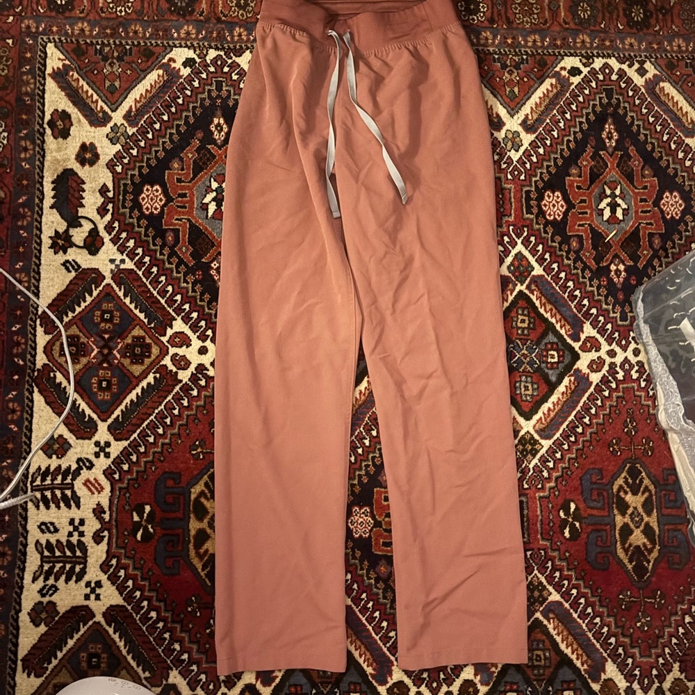 Figs Livingston XS regular length pants in pink